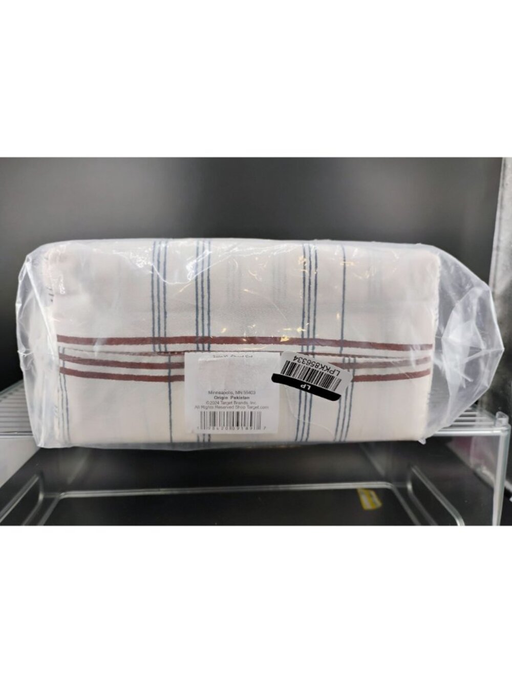TwinXL Plaid Sheet Set With Flat & Fitted Sheets + Pillowcase - Picture 4 of 7